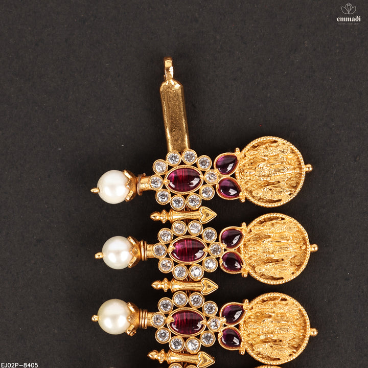 Short Necklace Antique