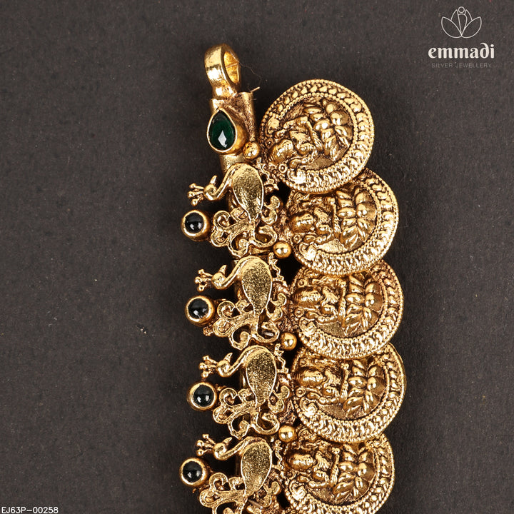 Short Necklace Antique