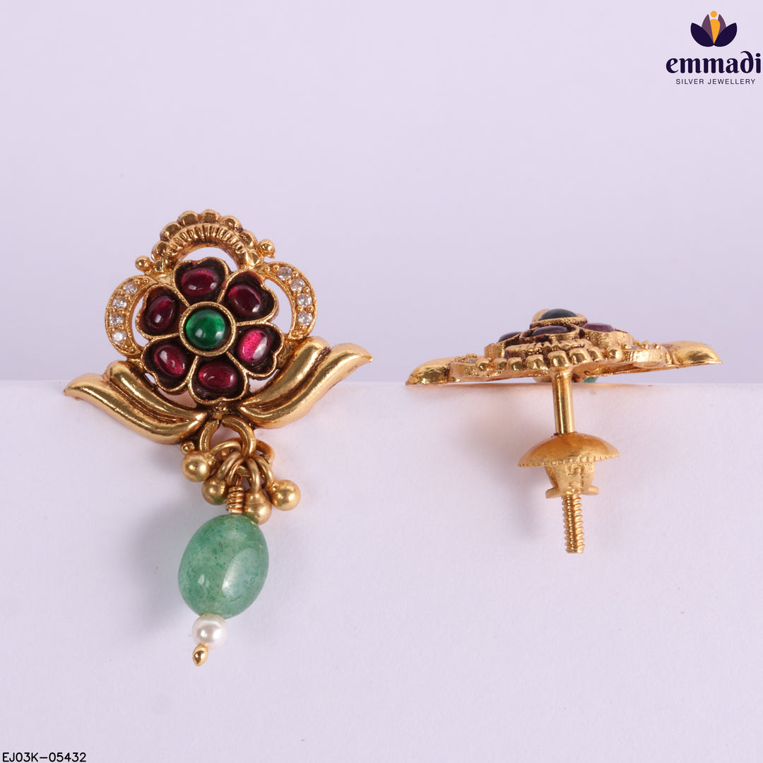 Hangings Kundan Nakshi