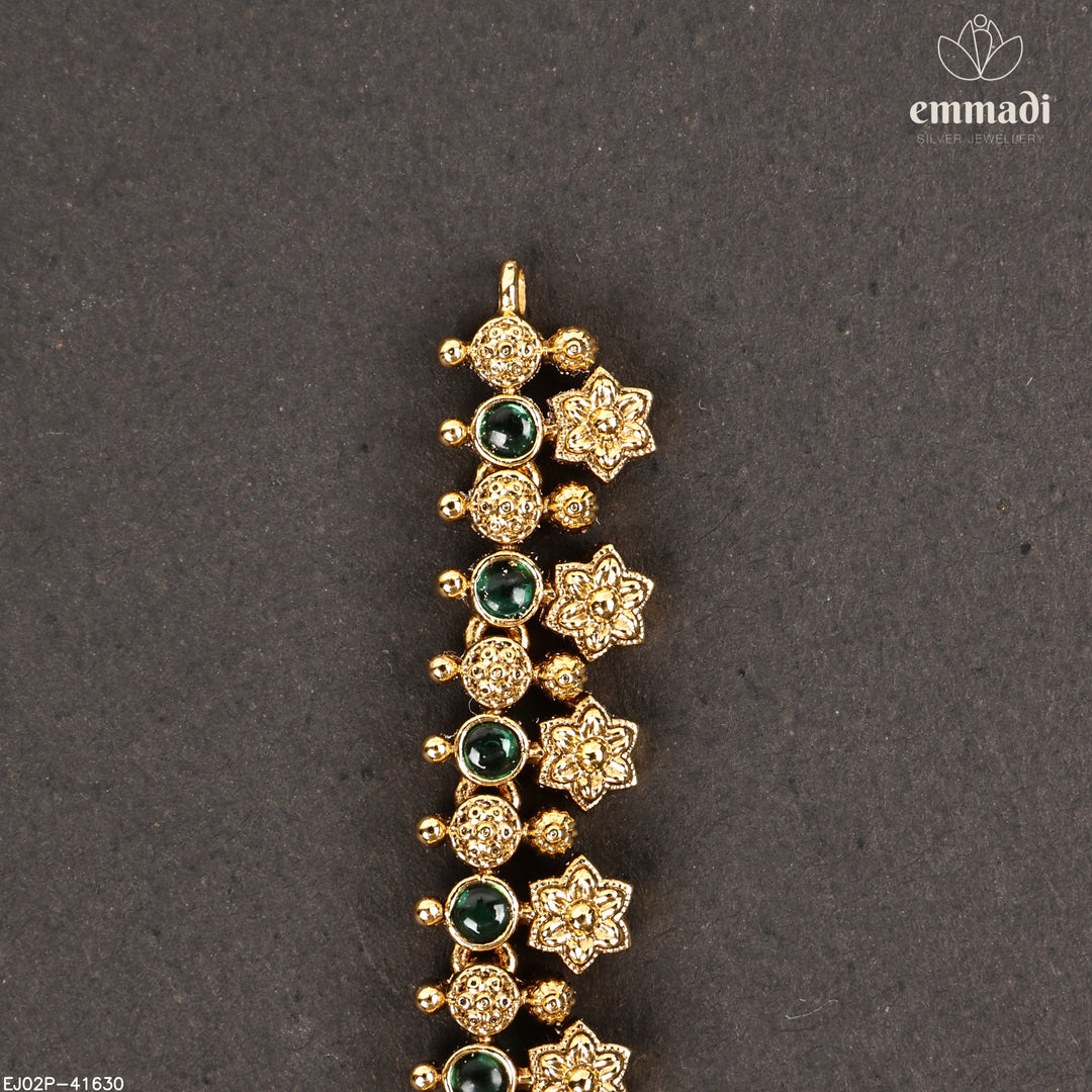 Short Necklace Antique