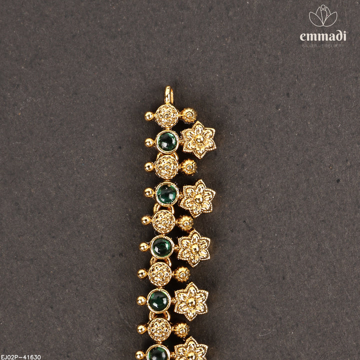Short Necklace Antique
