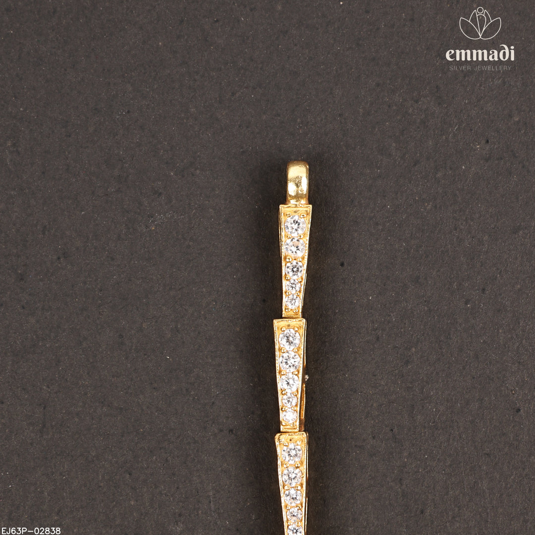 Short Necklace Antique