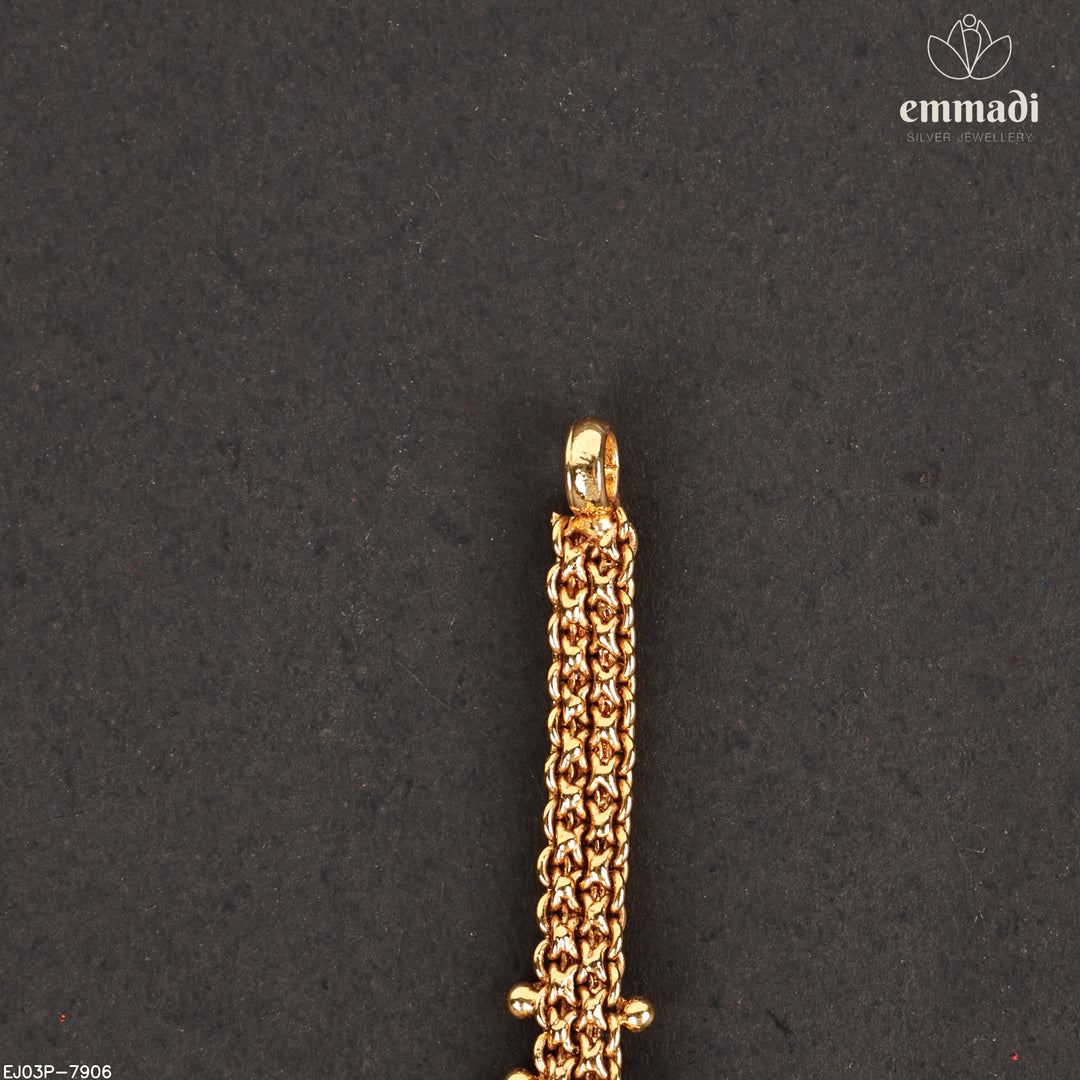 Short Necklace Antique
