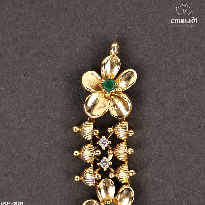 Short Necklace Antique