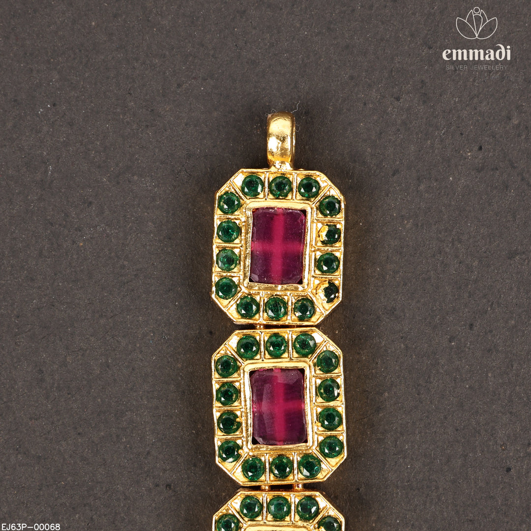 Short Necklace Antique