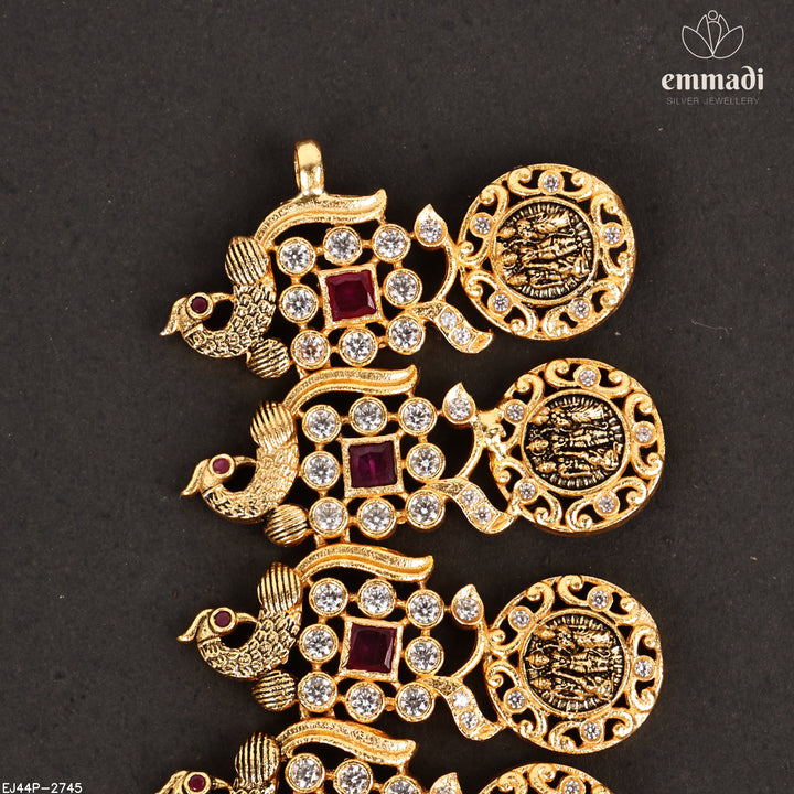 Short Necklace Antique