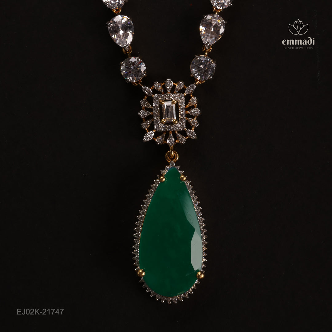 Short Necklace Premium Cz