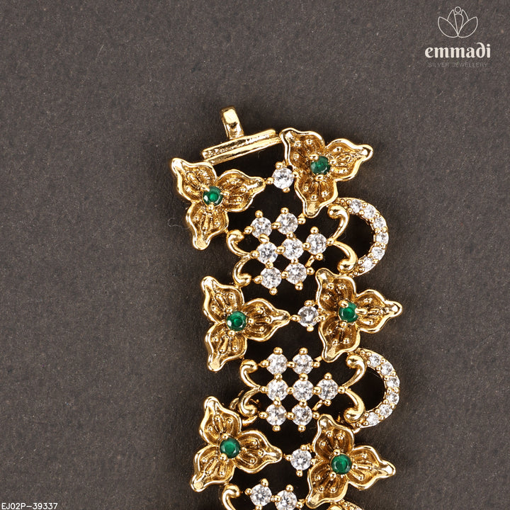 Short Necklace Antique
