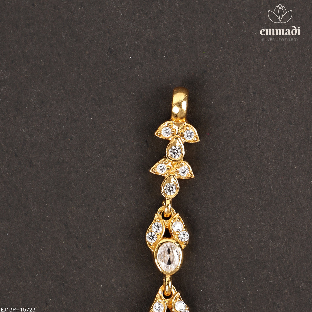 Short Necklace Antique