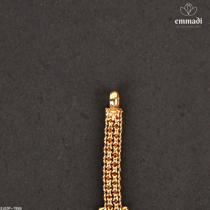 Short Necklace Antique