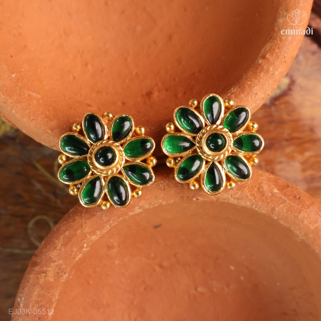 Studs Antique