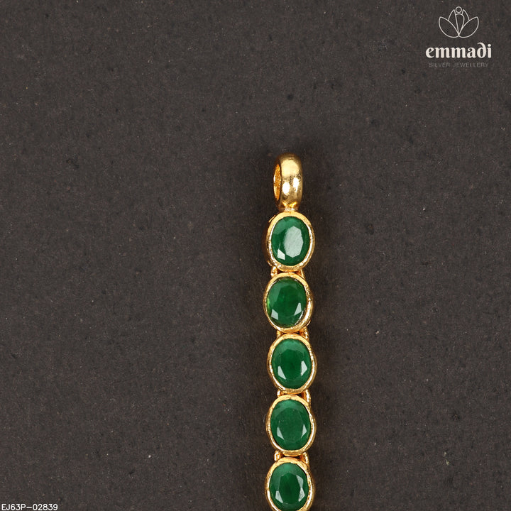 Short Necklace Antique
