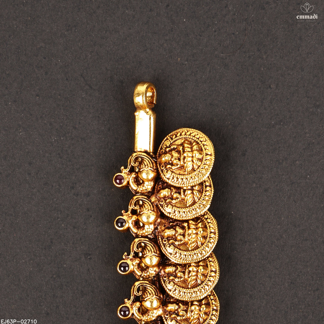 Short Necklace Antique