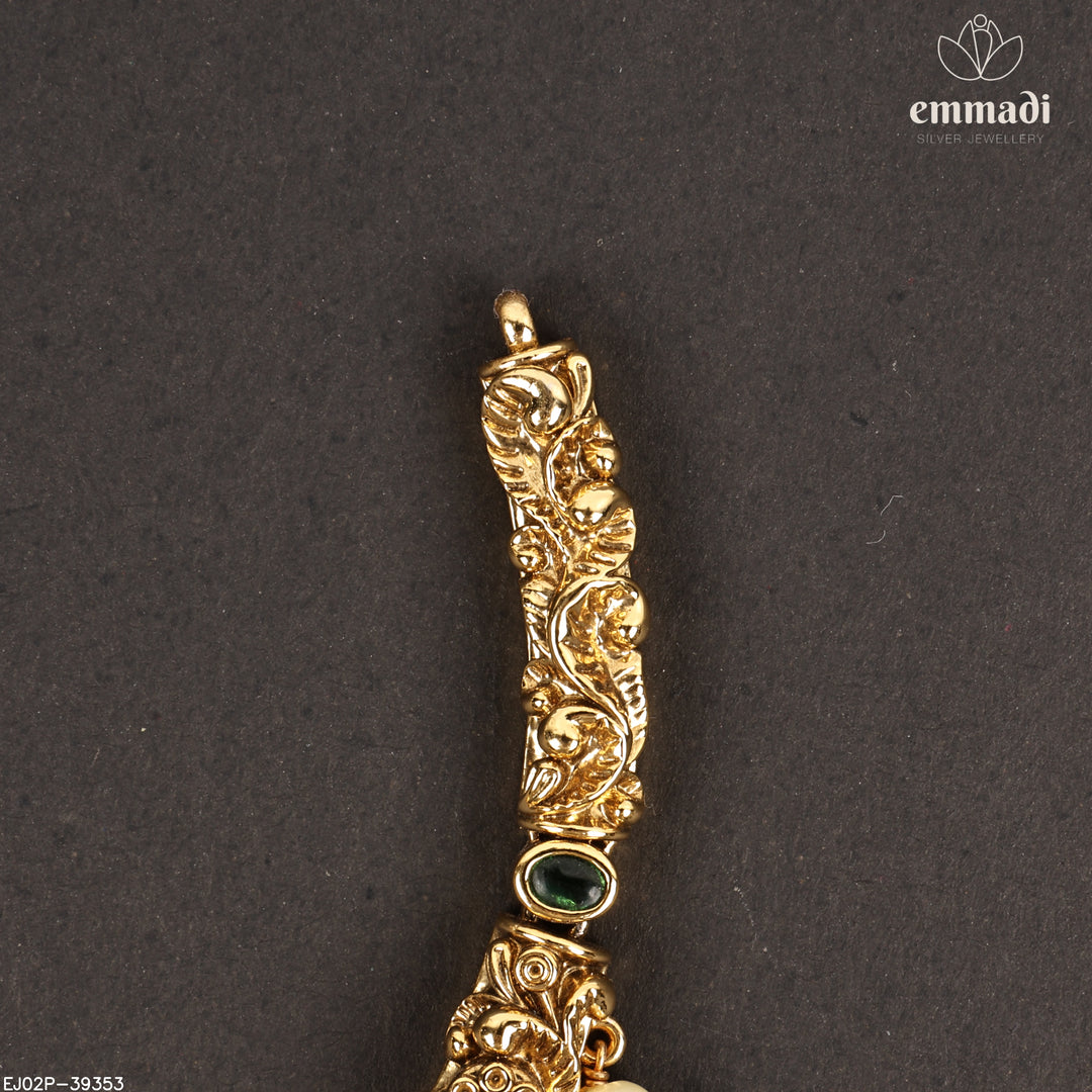 Short Necklace Antique
