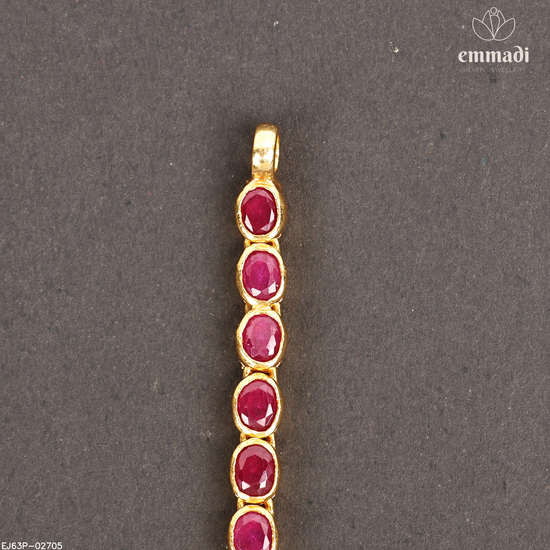 Short Necklace Antique