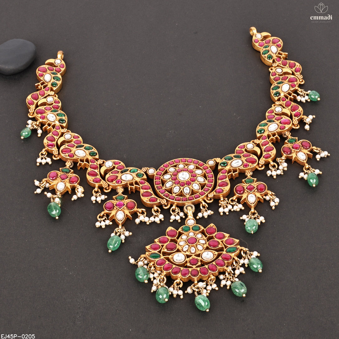 Short Necklace Kundan