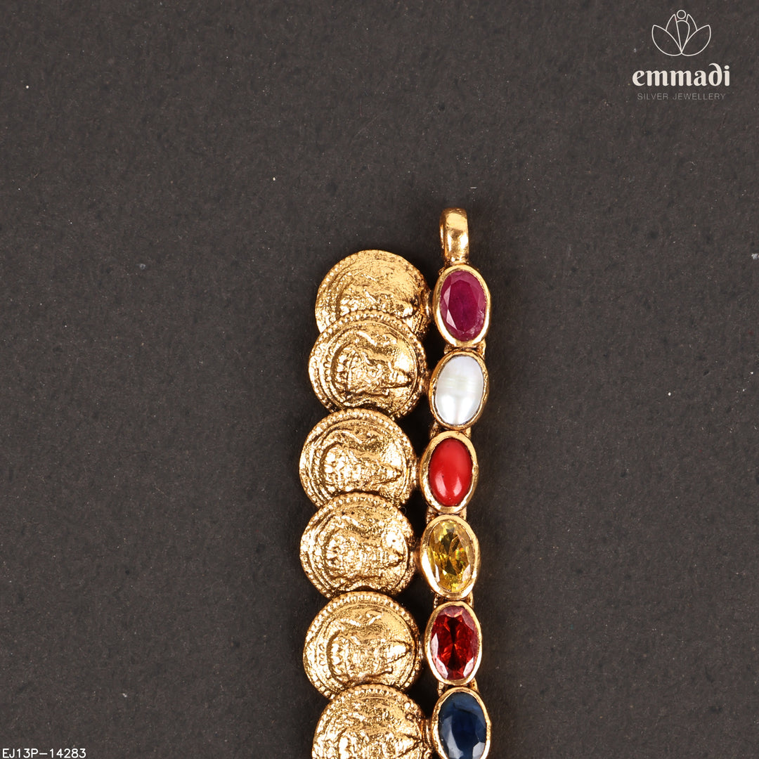 Short Necklace Antique