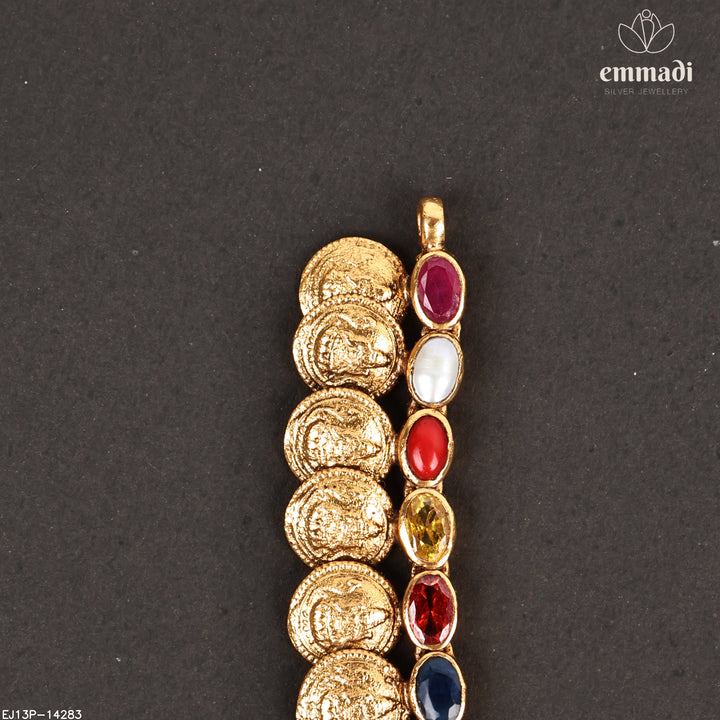 Short Necklace Antique