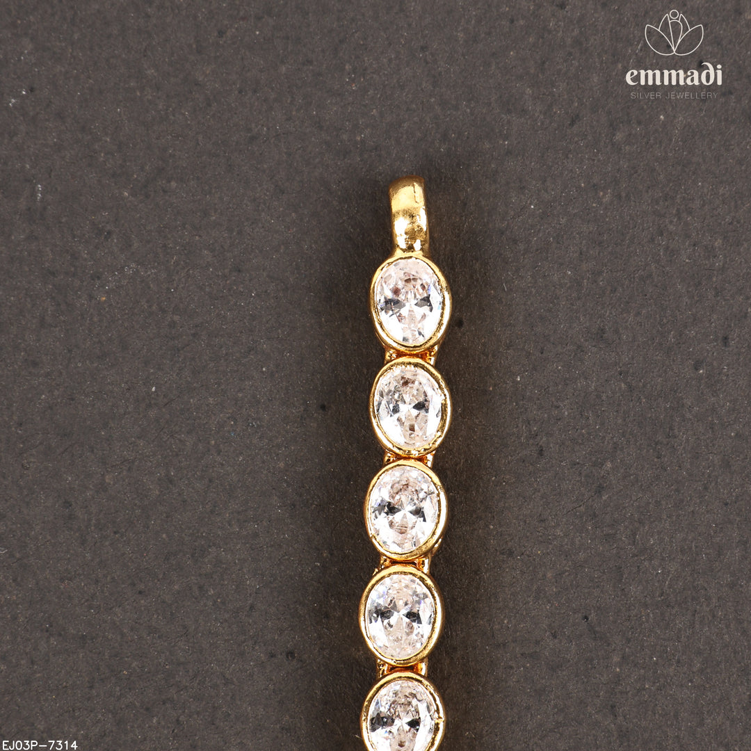 Short Necklace Antique