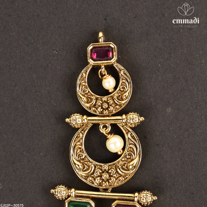 Short Necklace Antique