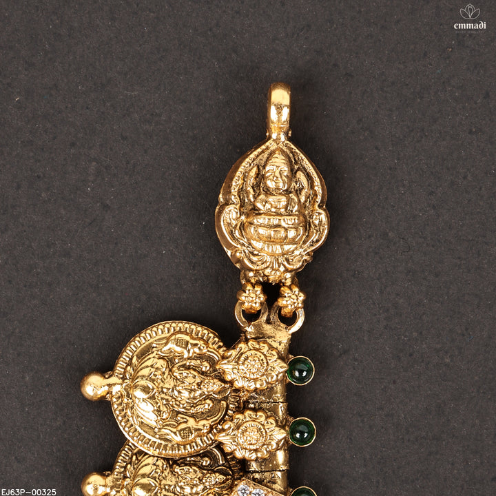 Short Necklace Antique