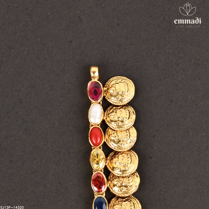 Short Necklace Antique