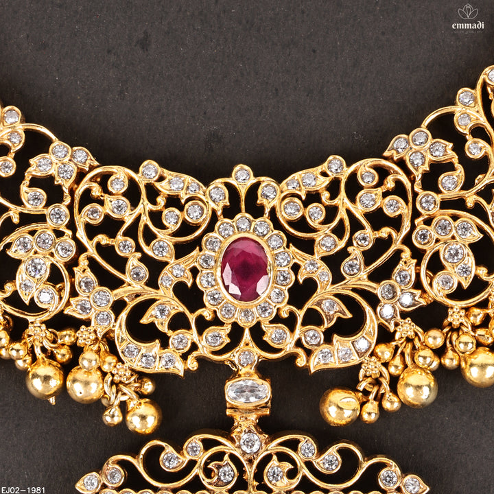 Short Necklace Antique