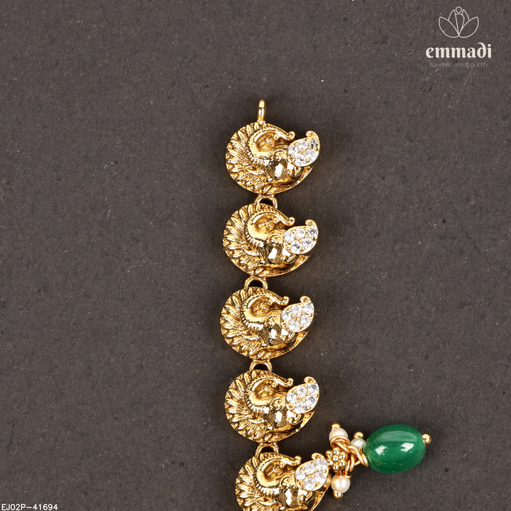 Short Necklace Antique