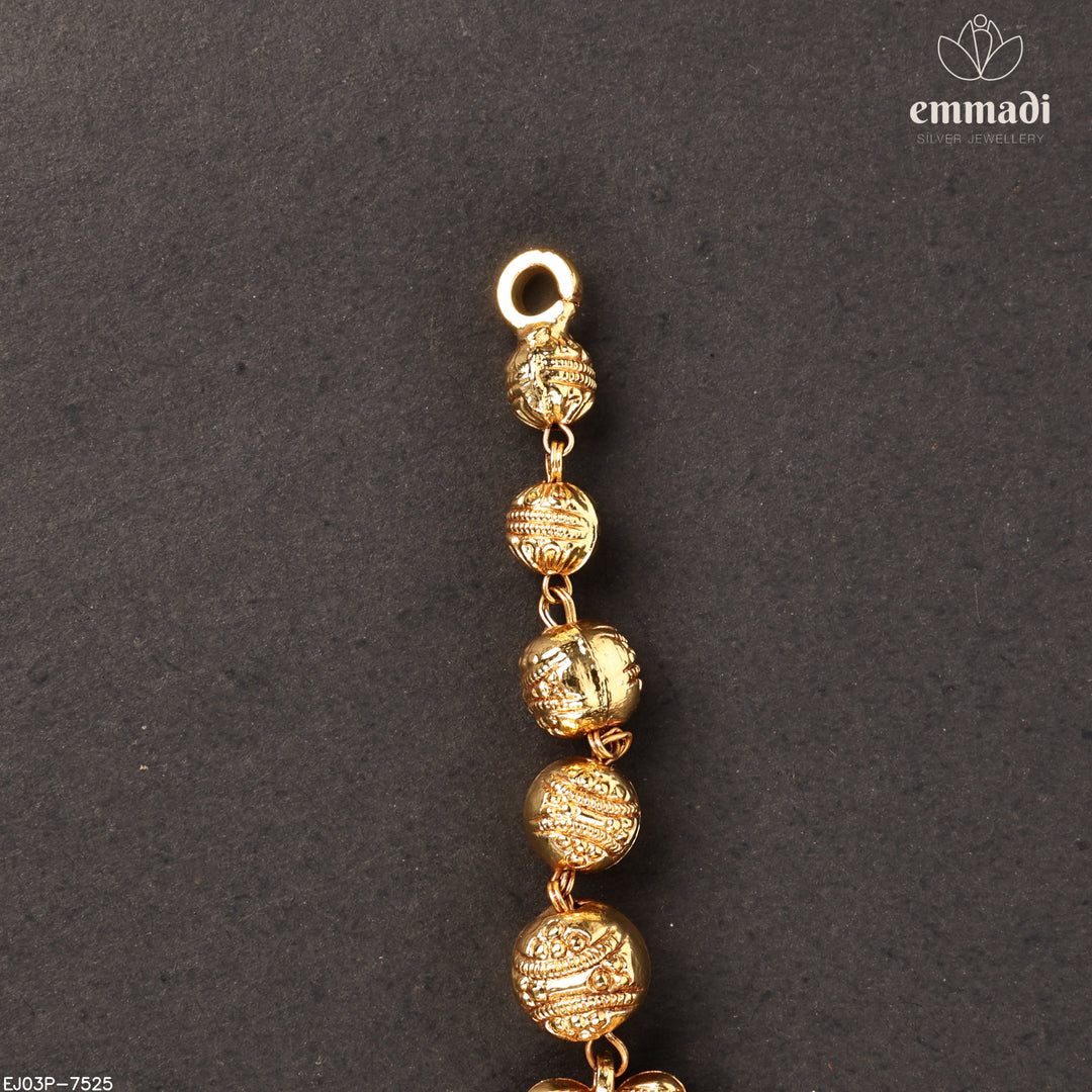 Short Necklace Antique
