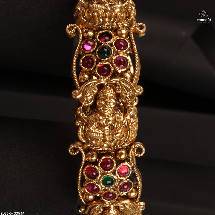 Bangles Kundan Nakshi