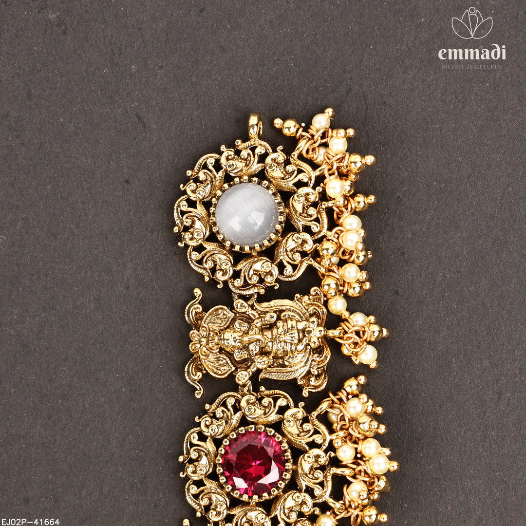 Short Necklace Antique