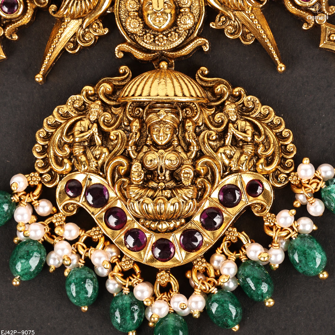 Short Necklace Antique