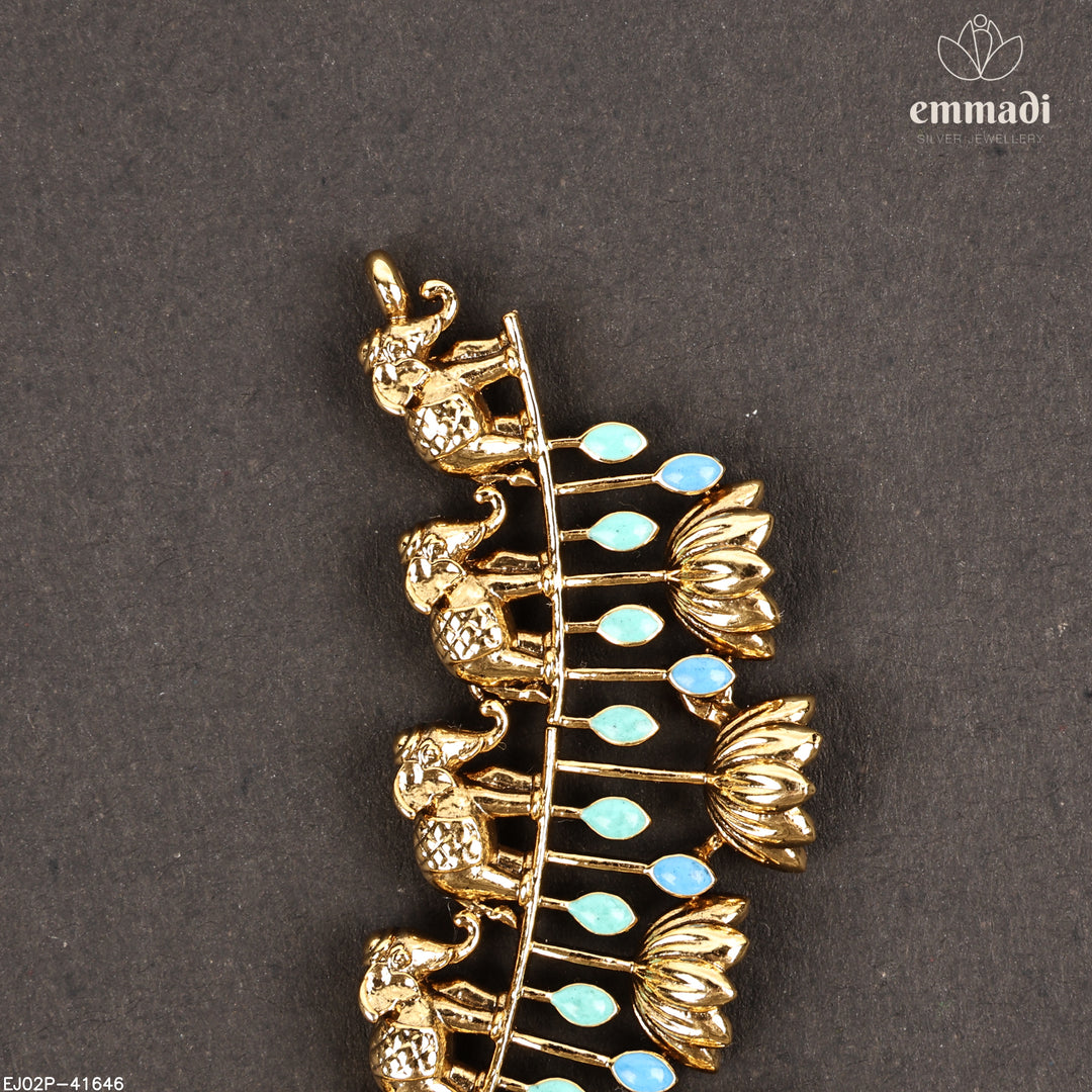 Short Necklace Antique