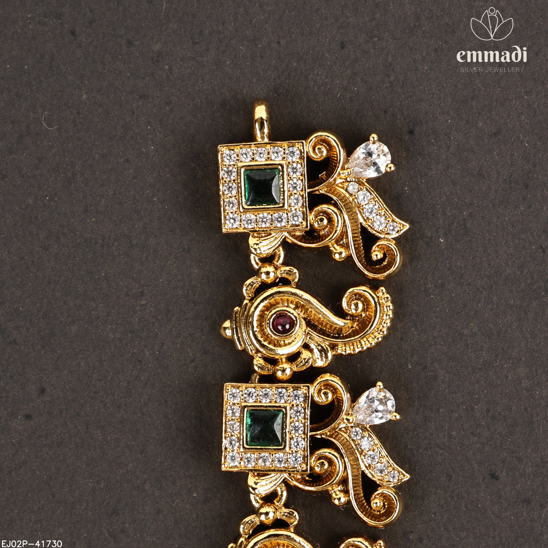 Short Necklace Antique