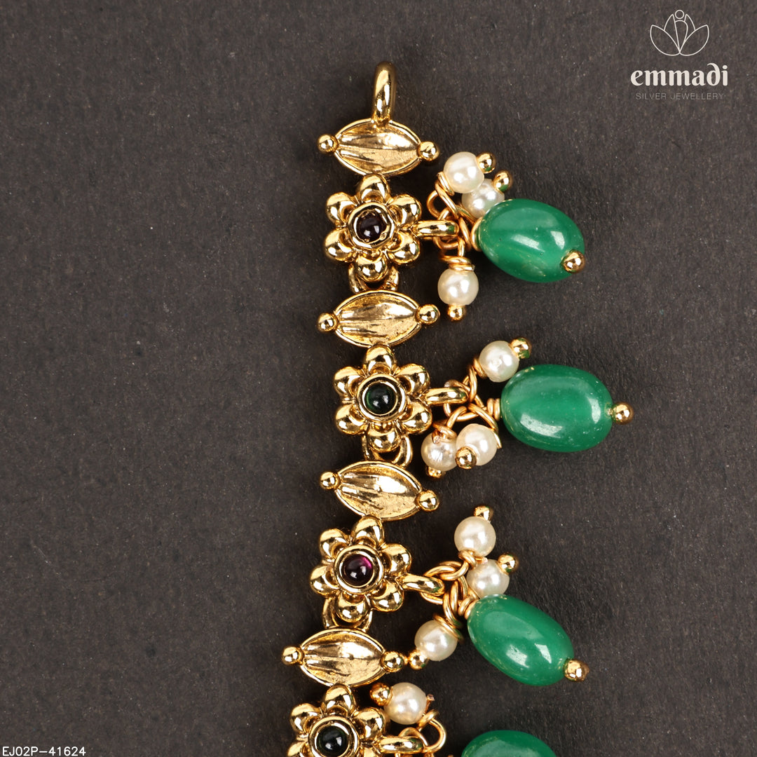 Short Necklace Antique