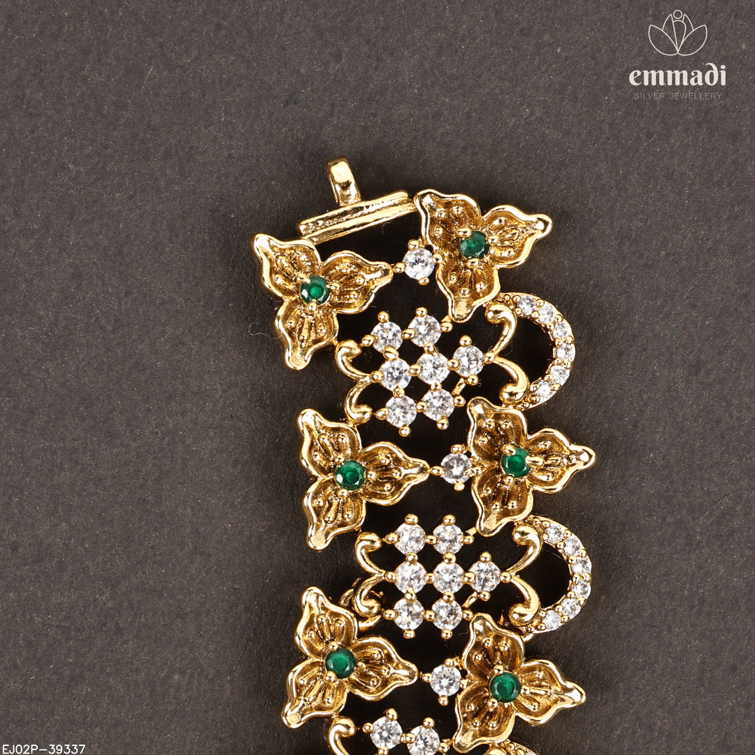 Short Necklace Antique