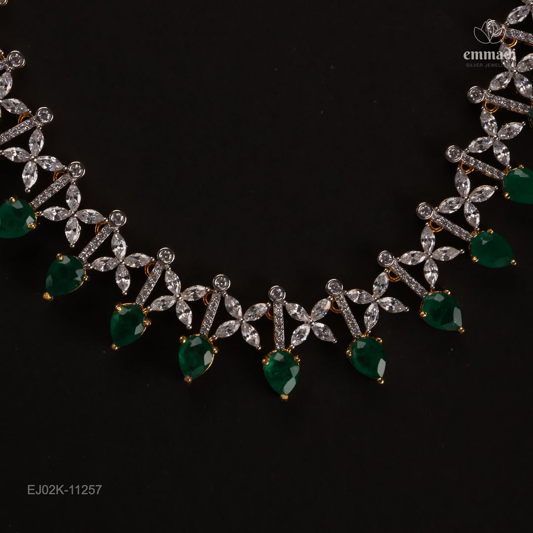 Short Necklace Premium Cz