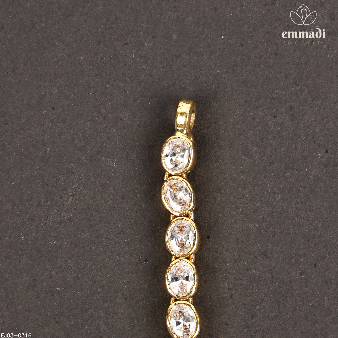 Short Necklace Antique