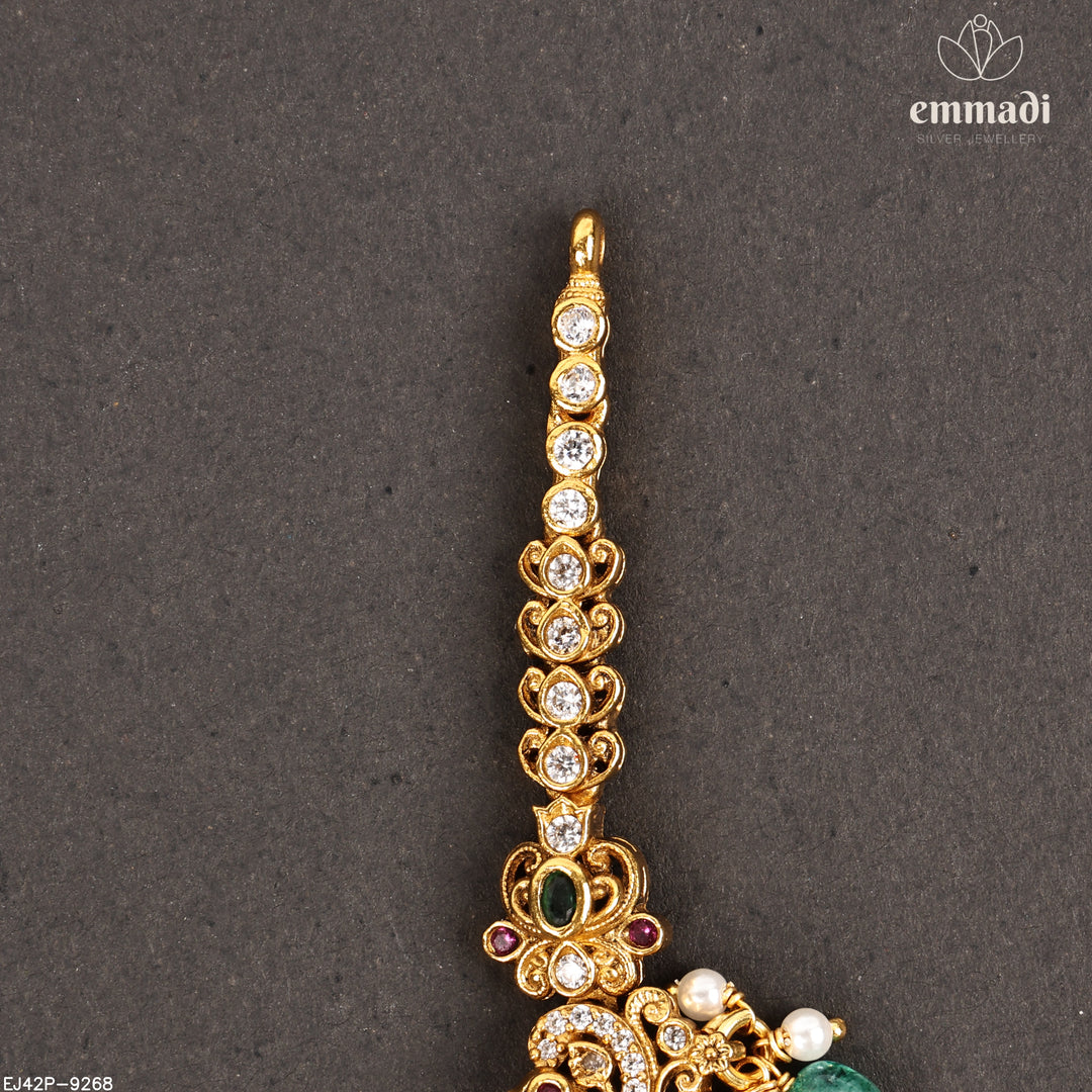 Short Necklace Antique