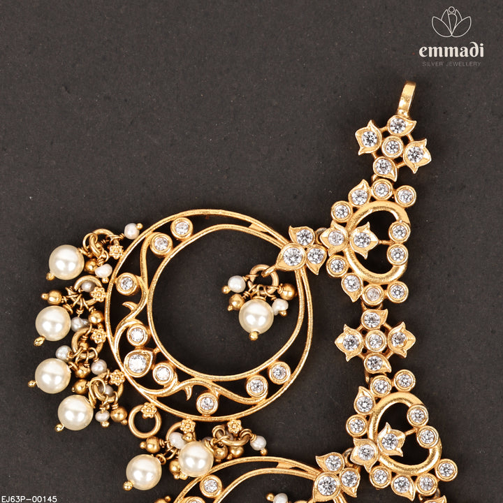 Short Necklace Antique