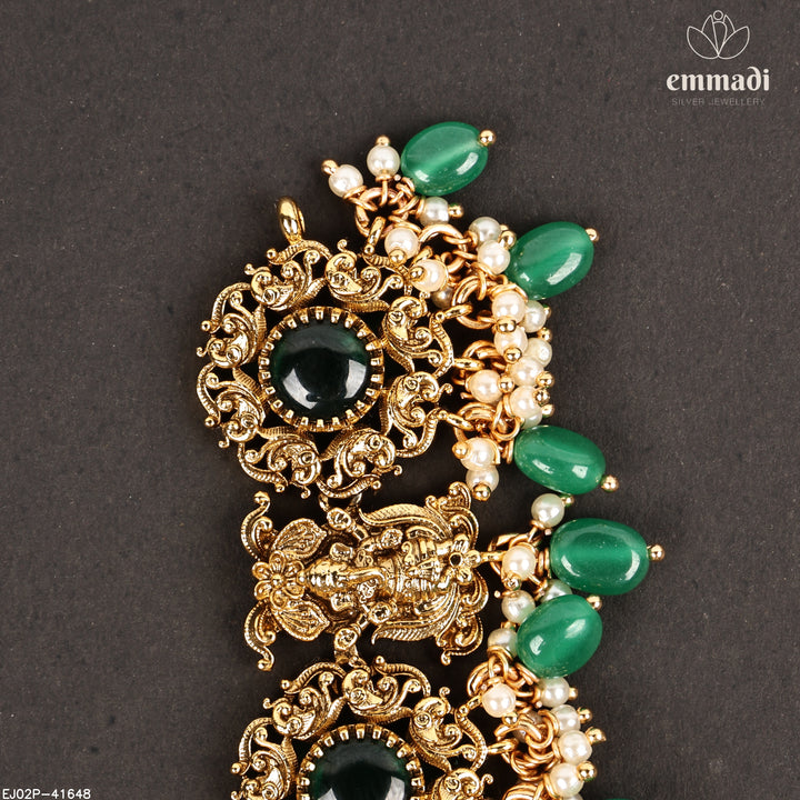 Short Necklace Antique