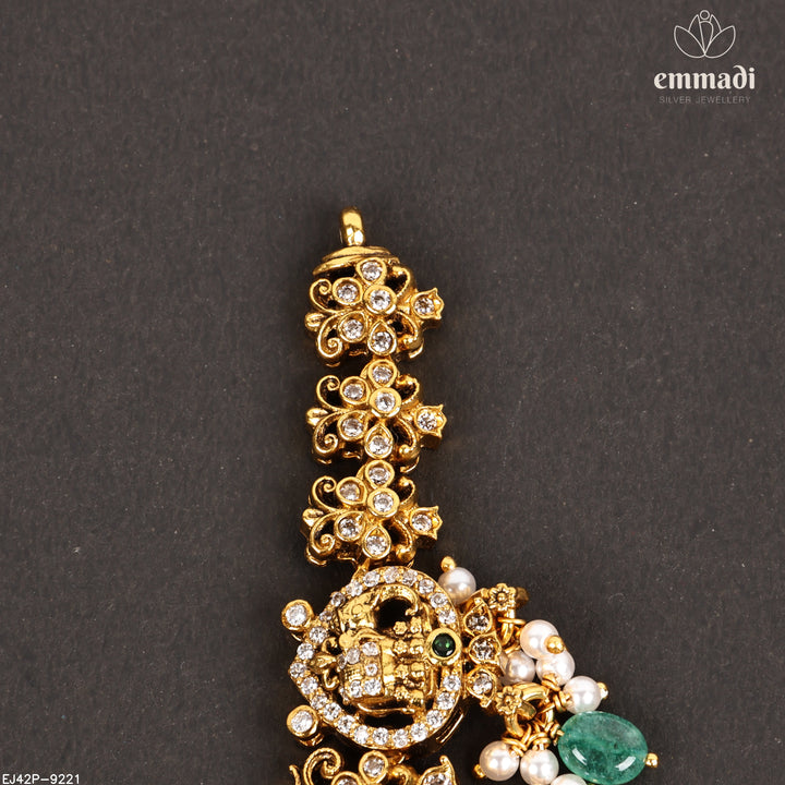 Short Necklace Antique
