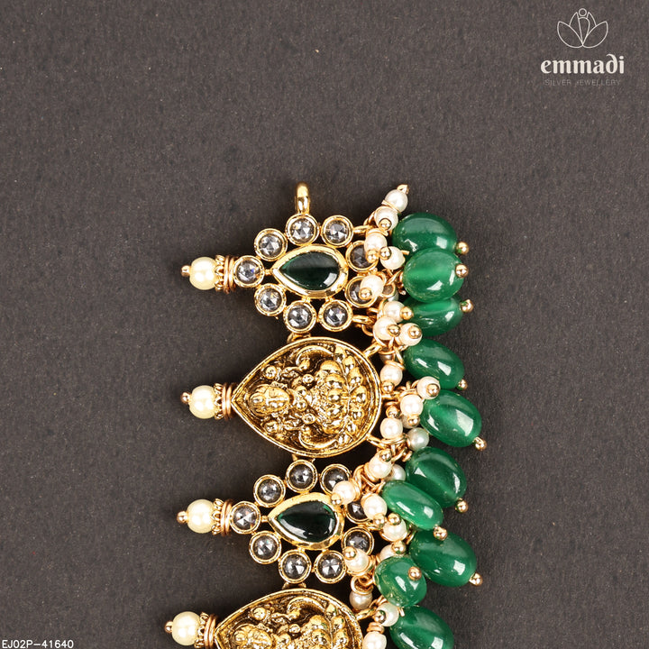 Short Necklace Antique