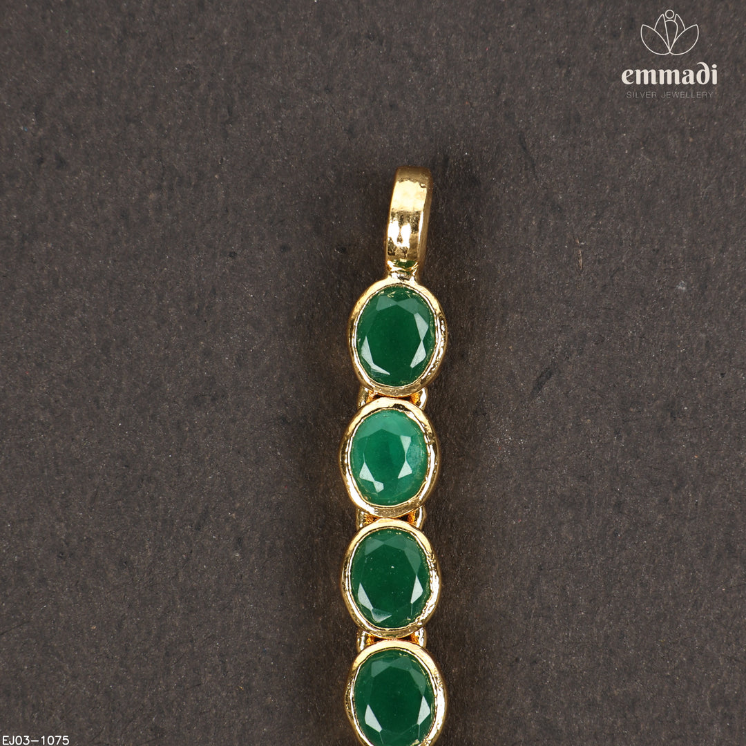 Short Necklace Antique
