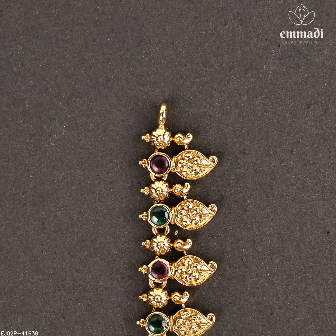Short Necklace Antique