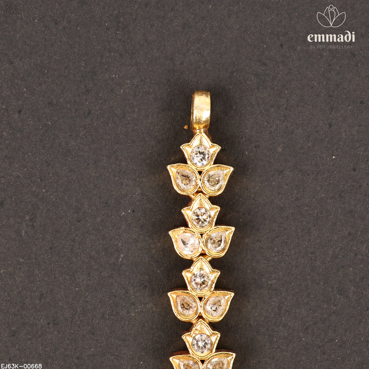 Short Necklace Antique