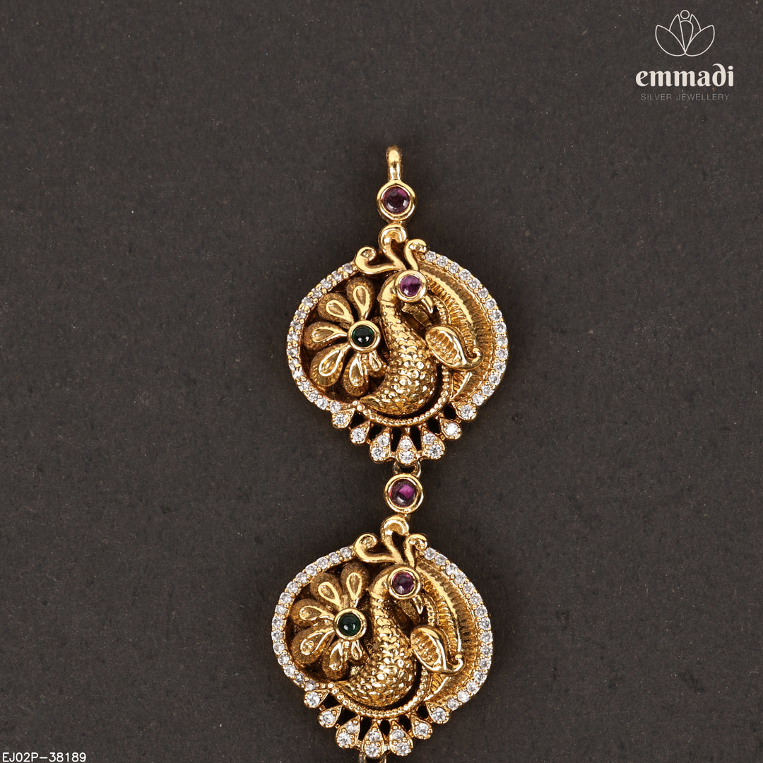 Short Necklace Antique