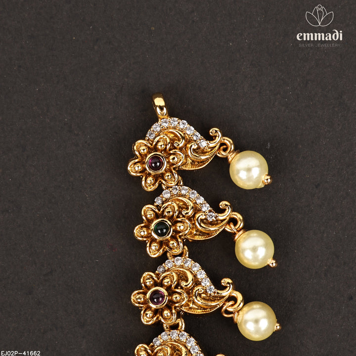 Short Necklace Antique
