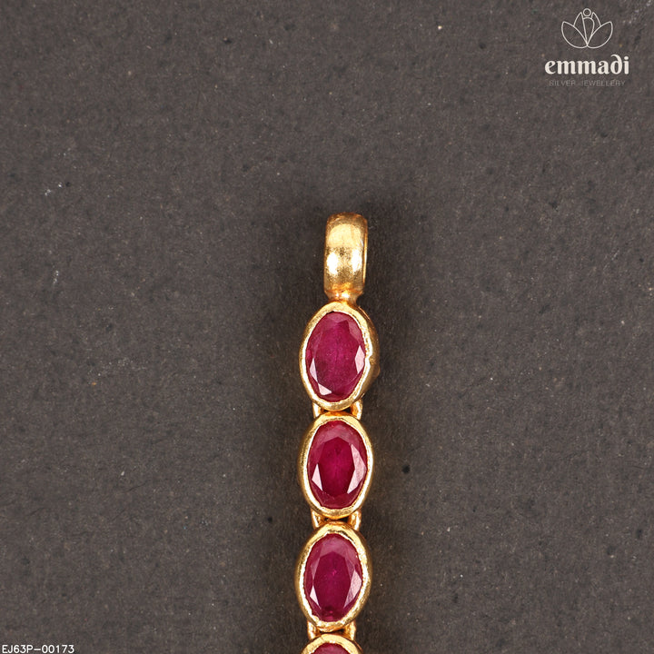 Short Necklace Antique