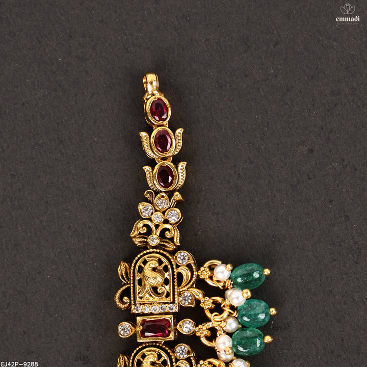 Short Necklace Antique